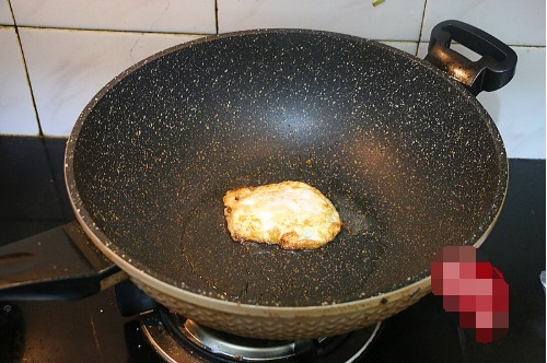 冬天就适合这样吃,煮上一锅,吃完身体也热腾腾的,真暖和