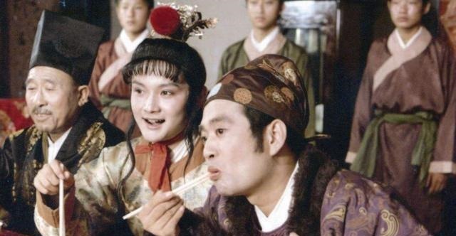 宝钗|与哥哥吵架后,宝钗为什么哭了一夜她在伤心什么