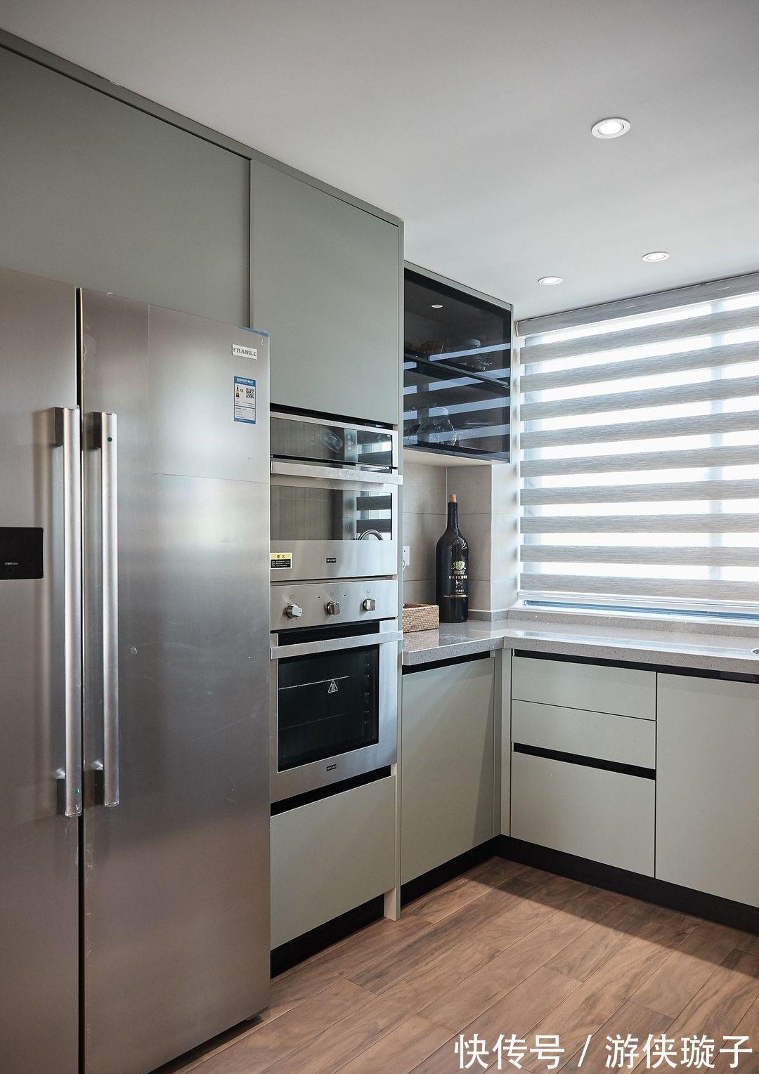 中式|180平方米大复式,绝佳观景体验,融合新中式的文艺与浪漫