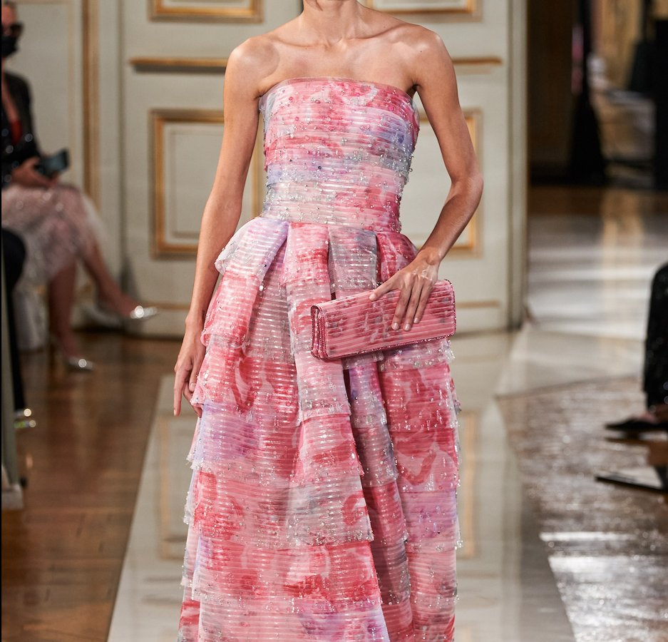 87岁的阿玛尼老爷子，依然是把高级做得最优雅的人|T型台 | shine