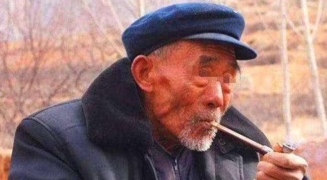 宝刀|老人500万出售祖传宝刀，专家失望指责，老人：你们有啥资格