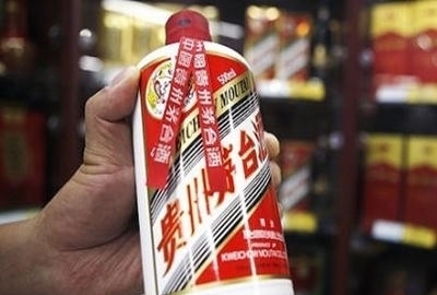 茅台|茅台瓶上系一条红带子,是干啥用的就算你经常喝酒也不一定懂