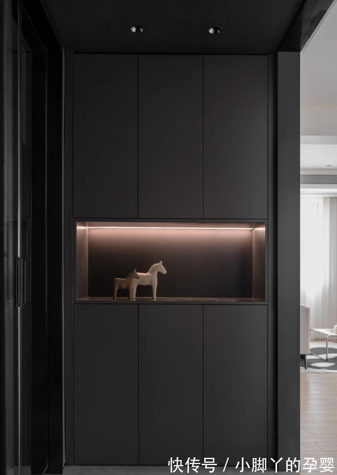 洗衣机|98㎡三居室,现代简约风格,洗衣机藏进阳台柜,太会装了!