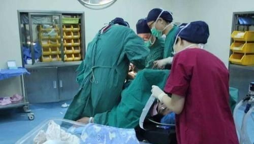 小金|很多医院让男医生接生,不会引起产妇反感吗?不妨听听医生的解释