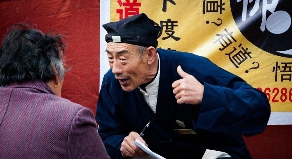 宽窄#“男阔金女阔银,阔头的姑娘难得寻”,是何意思?古人的识人之术