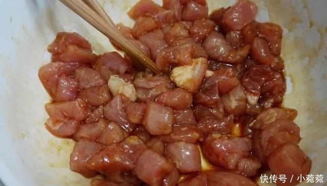 好吃|猪肉如此做一点也不腻,比烧烤好吃还健康,越吃越香
