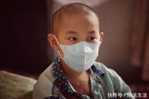 甲醛|这3种水果是携带甲醛的“猛将”,容易诱发白血病,别再给小孩吃