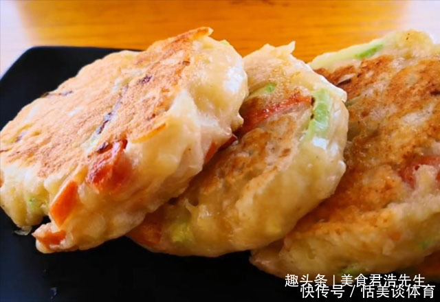 传统|豆腐和鸡蛋搭配最好吃的做法,外酥里嫩,打破豆腐传统做法