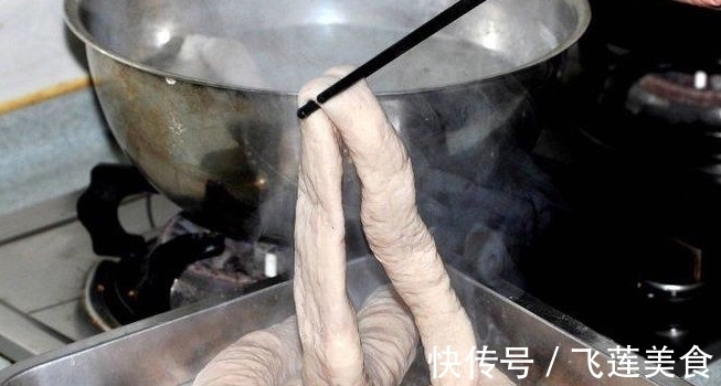 做法|经典家常菜，肥肠的3种最简单的做法，营养美味，大人孩子都爱吃