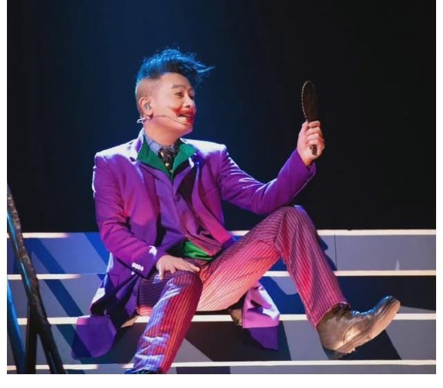 算你狠|《披荆斩棘》个人solo战,陈小春化身小丑,算你狠,引起全网共鸣