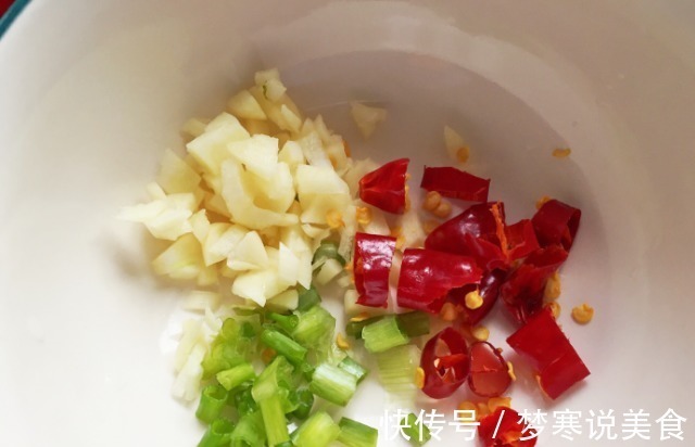 膳食纤维|这菜很便宜，一颗能炒几次，低脂低热，含叶酸多，常吃再胖也能瘦！