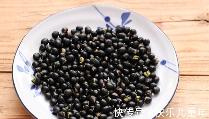 碱性食物|冬天要常吃黑豆,教你简单做法,做一次够吃半个月,随吃随取