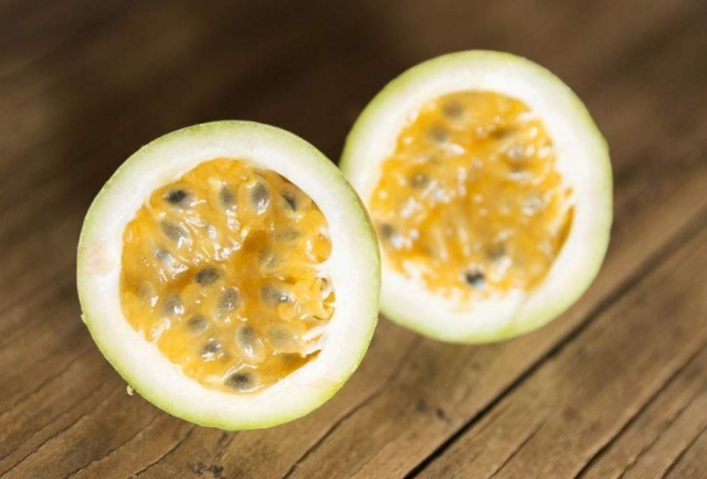 雌激素|女性不需太节省，多吃4种“零食”激活卵巢，“锁住”宝贵少女肌