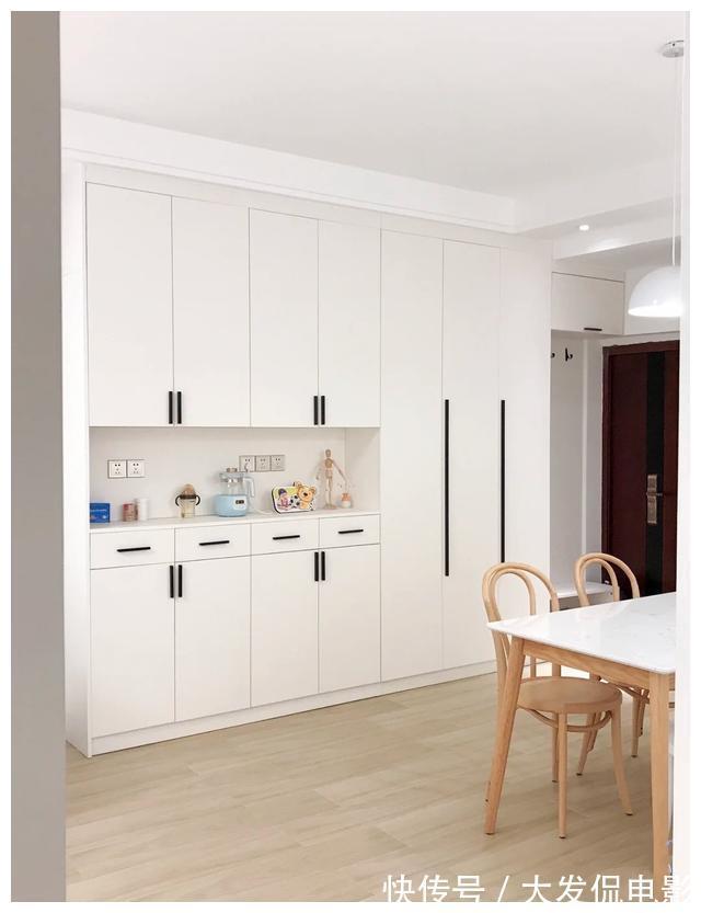 木纹砖|马上搬新家了，全屋大白墙被说是贫穷风，我却觉得整洁干净很舒适