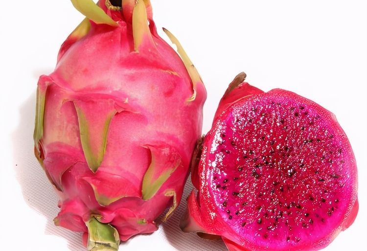 愛美女性可以吃3種食物，補充營養(yǎng)、延緩衰老，好吃又健康！