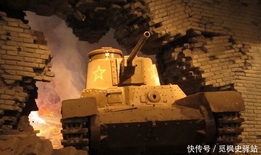 我军|奇袭日军飞机场,我军8门大炮齐发,8分钟打出800发炮弹