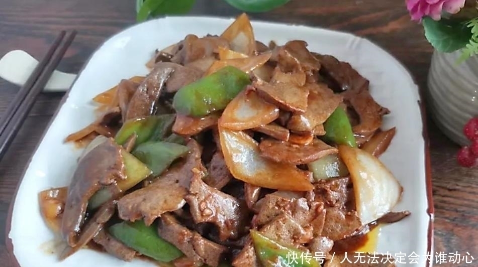 《老农民》牛大胆摆阔，客人点一桌子羊肉餐，大胆瞬间脸都绿了