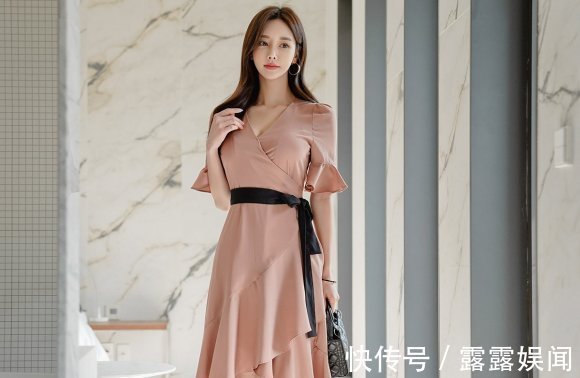 孙允珠|孙允珠好身材搭配气质穿搭,多款紧身包臀裙显S型曲线,哪款好