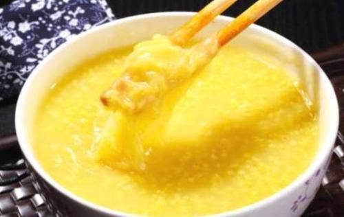  技巧|小米粥总是熬不粘稠？掌握5个技巧，小米粥粘稠好喝出米油