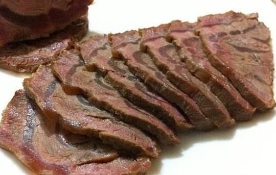 牛肉|卤酱牛肉，只加香叶八角可不行，多加2样，牛肉才会不腥不臊