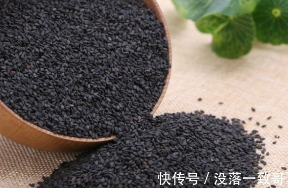 乌发|黑芝麻最大的功效不是乌发,是这几点特殊功效!胜过吃“补药”