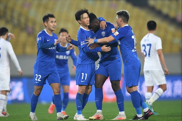 沖突|中超|滄州爆冷平申花 隊(duì)內(nèi)兩將沖突雙雙領(lǐng)紅