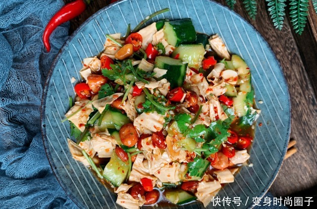  调凉菜，只加生抽是外行！教你万能凉拌汁，酸辣爽口，调啥都好吃