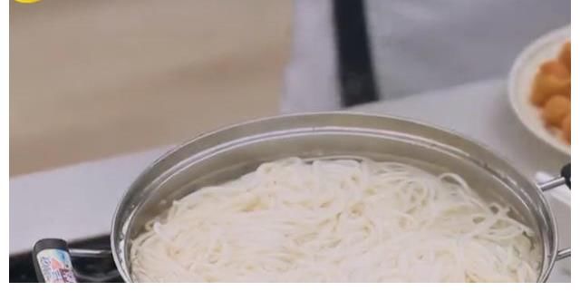 西紅柿|趙麗穎“回家”吃飯啦！看到他們吃的這些美食，有沒有聯動？