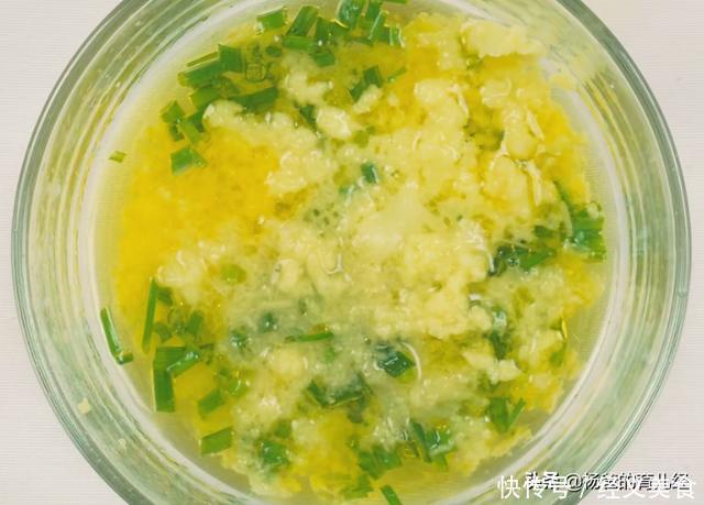 孩子爱吃的葱油白切鸡,无须水煮,软嫩鲜香,解馋又营养的家常菜