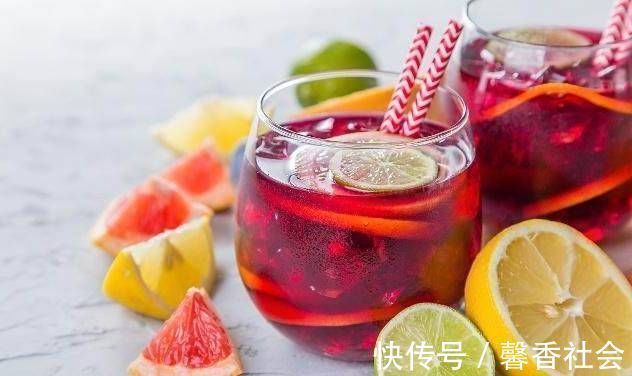 冰镇|怀孕期间的孕妈妈,一定不要喝这3种水,肚子中的胎宝宝不喜欢