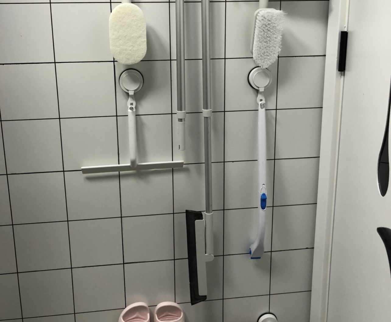 置物架|这10种卫浴用品,早该拉入家用“黑名单”,该换就换了吧!