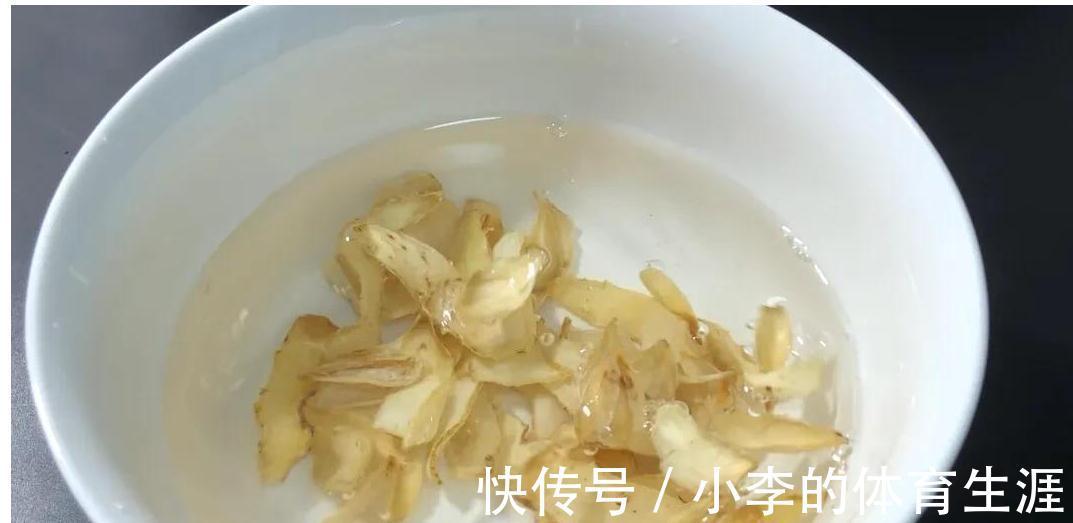黄花菜|孩子容易烦躁爱发脾气,多炖这道汤给他喝,清心除烦,清润好喝