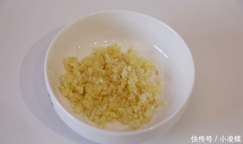 排骨|素菜吃腻了,来一道硬菜解解馋,比酥肉还香,真是好吃停不下来