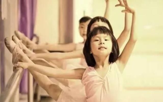 打扮|爱打扮的妈妈,和不爱打扮的妈妈,带出来的孩子差距不是一般的大