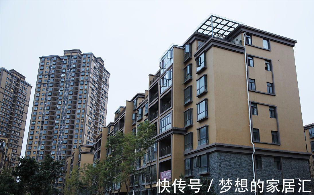 电梯|受够连廊房带来的痛苦，一家人坚持选楼梯房，入住后感觉真舒适！