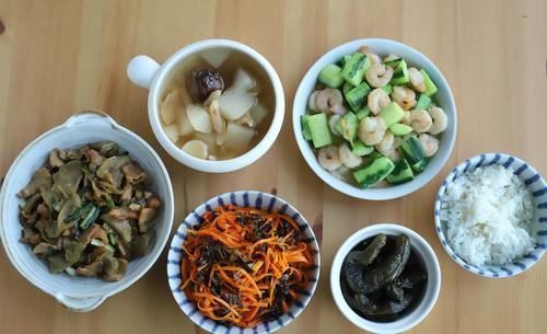 妈妈|上班族妈妈一周晚餐分享，简单又不失营养，家人每天都会很期待