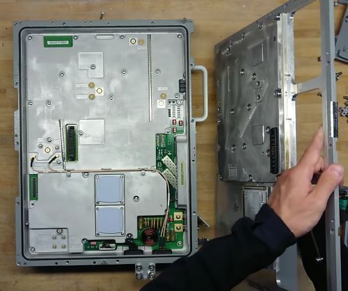 电巢|电巢学堂:华为基站拆解,PCB设计+高频走线,完美的像艺术品!