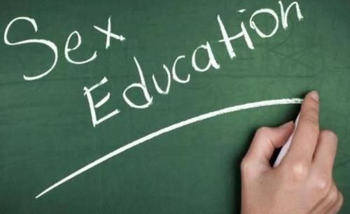 妈妈|妈妈发现儿子手机里有不良视频,选择报警,理由是不想养个犯人