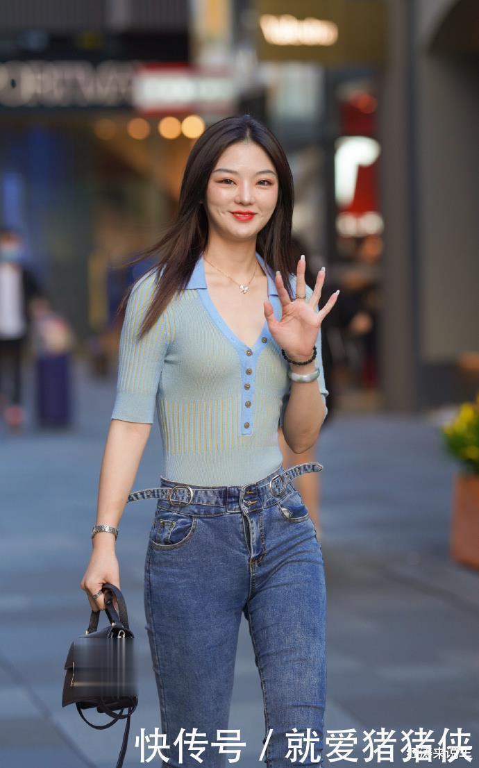 姑娘裤子“自备”腰带，穿在身上还真是省事