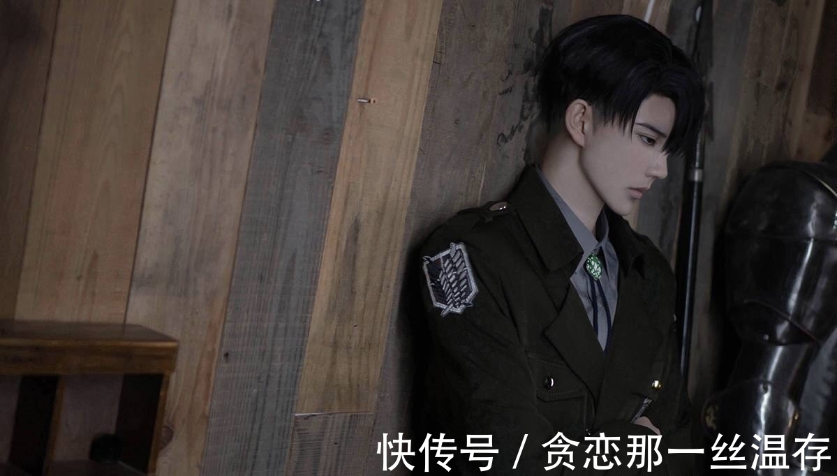 小姐姐|coser都能赚快钱?圈内人诉苦:当苦力被调戏,内卷不输996