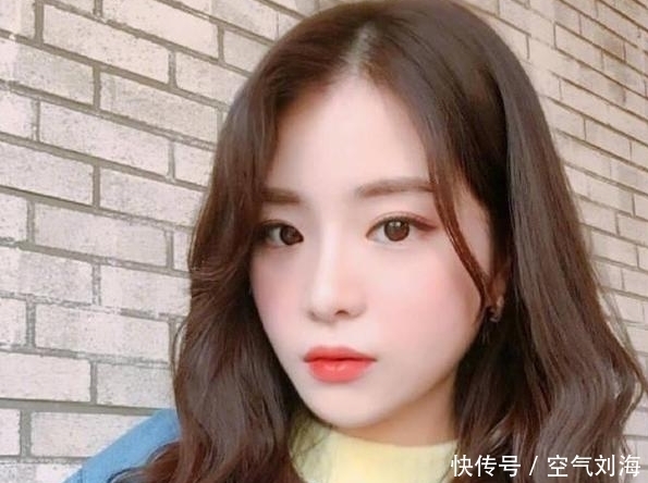 春节染什么颜色有气质又显皮肤白?头顶较高适合什么发型?