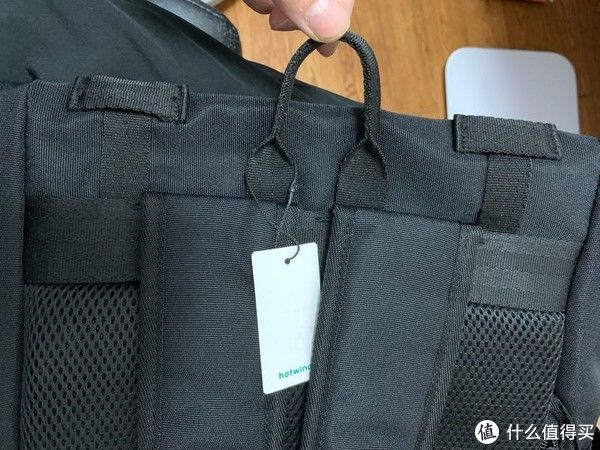 唯品会|82元入手的热风双肩包