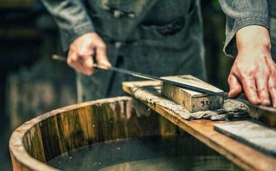 无疑|西汉流传一把千年铁剑,却被国人认为太晦气,后流落英国变成国宝