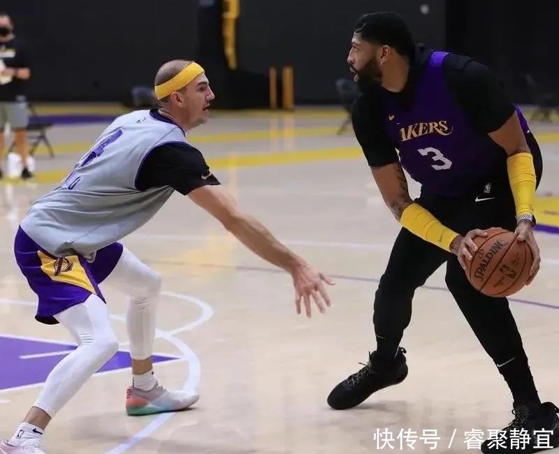 全掌ZOOM！这双1199元的球鞋能拯救Nike实战鞋吗？！