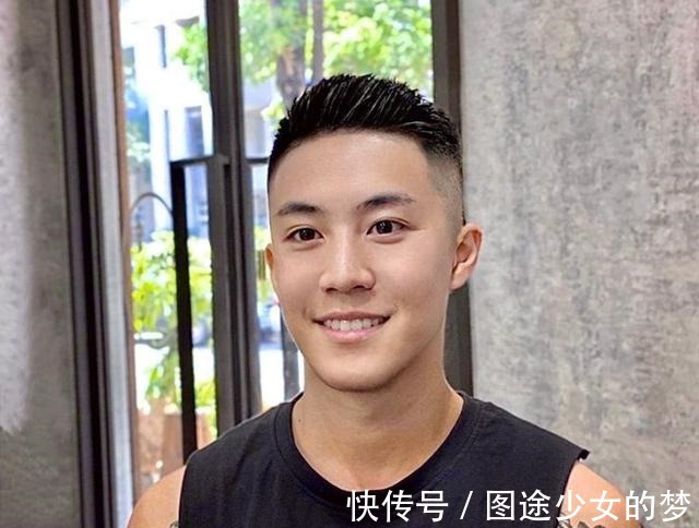 寸头 别再说寸头是“精神小伙”发型了,男生剪这3种短发,帅气又潮流