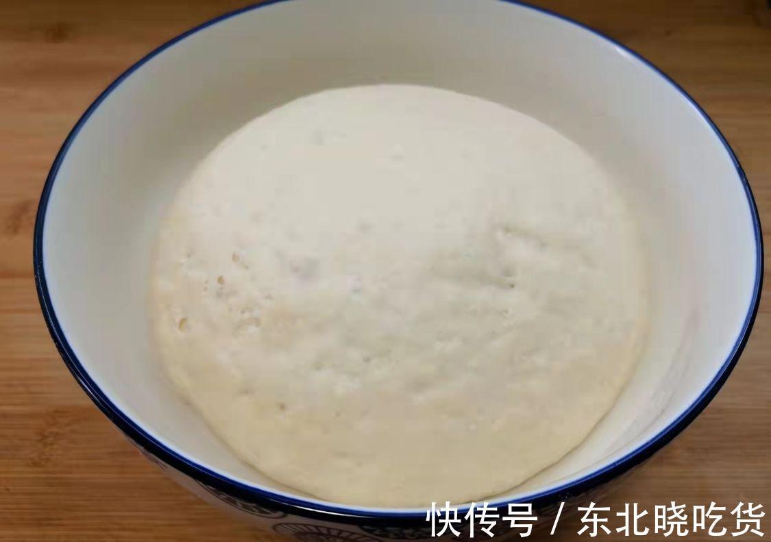 晚上睡前蒸一锅,第二天早餐就有了,层层都是料,比面包都好吃!