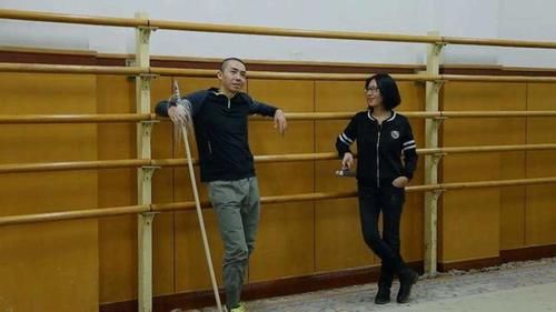 易立竞一句话撕掉李诞的体面，是冒犯还是说了真话？