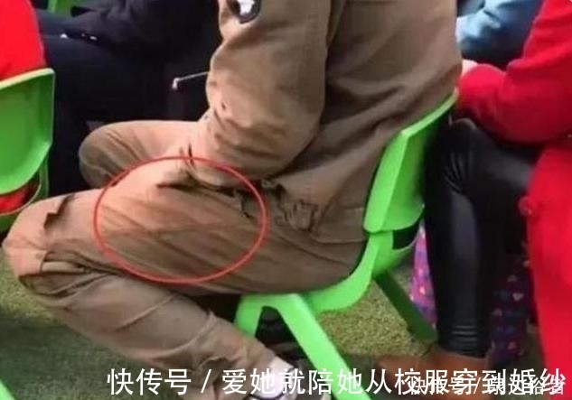 嫌弃|宝爸穿“工作服”参加家长会,被其他家长嫌弃,老师的话打脸众人