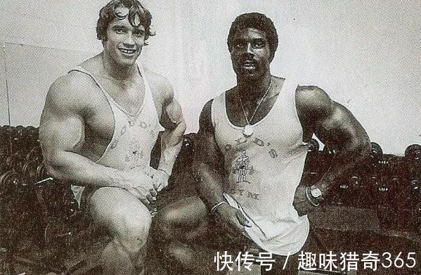 健美天才|施瓦辛格都嫉妒的健美天才！73岁肌肉依旧爆炸，曾遭不公平对待