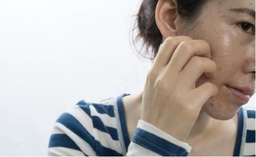 让皮肤变差的3种护肤方式，真的，你还不如只用清水洗脸